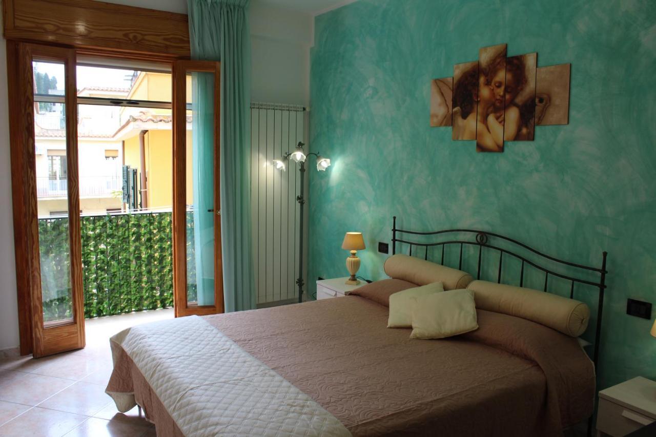 La Nina Apartamento Taormina Exterior foto