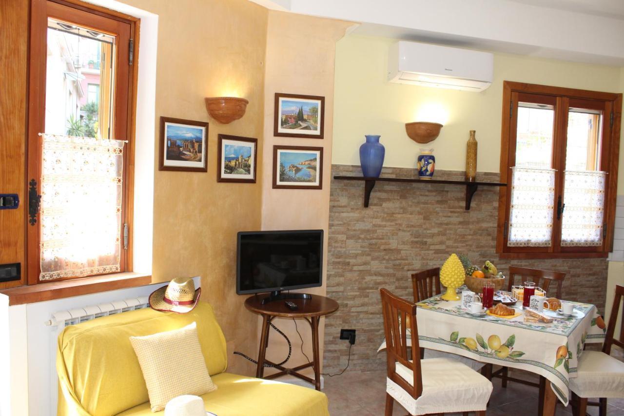 La Nina Apartamento Taormina Exterior foto