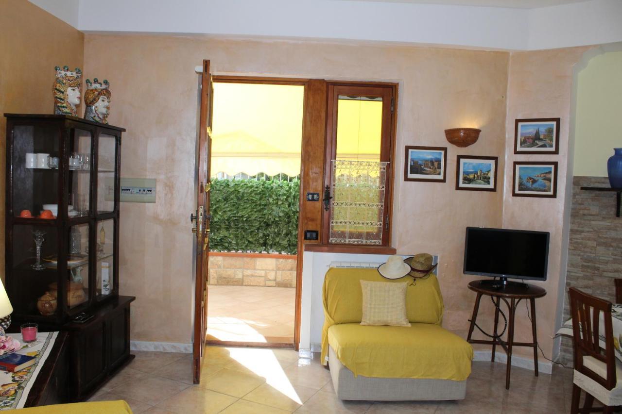 La Nina Apartamento Taormina Exterior foto