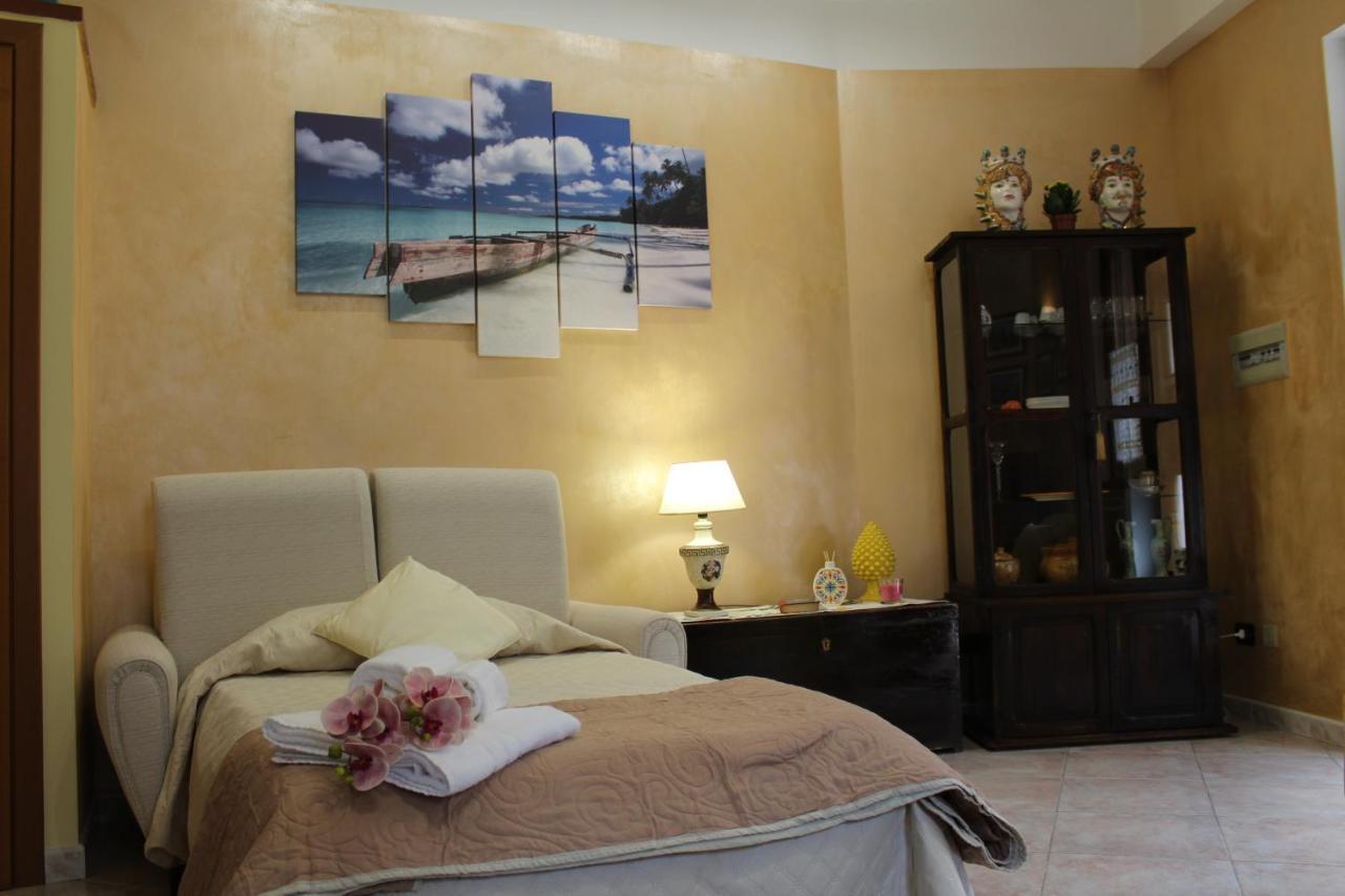 La Nina Apartamento Taormina Exterior foto