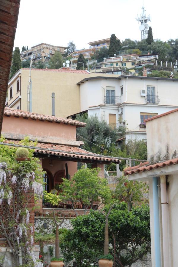 La Nina Apartamento Taormina Exterior foto